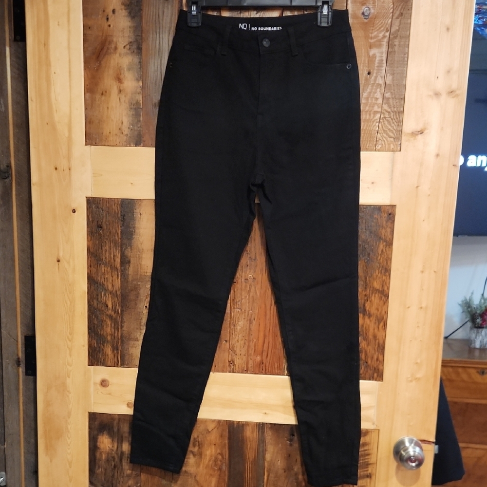No Boundaries Black Denim Pants